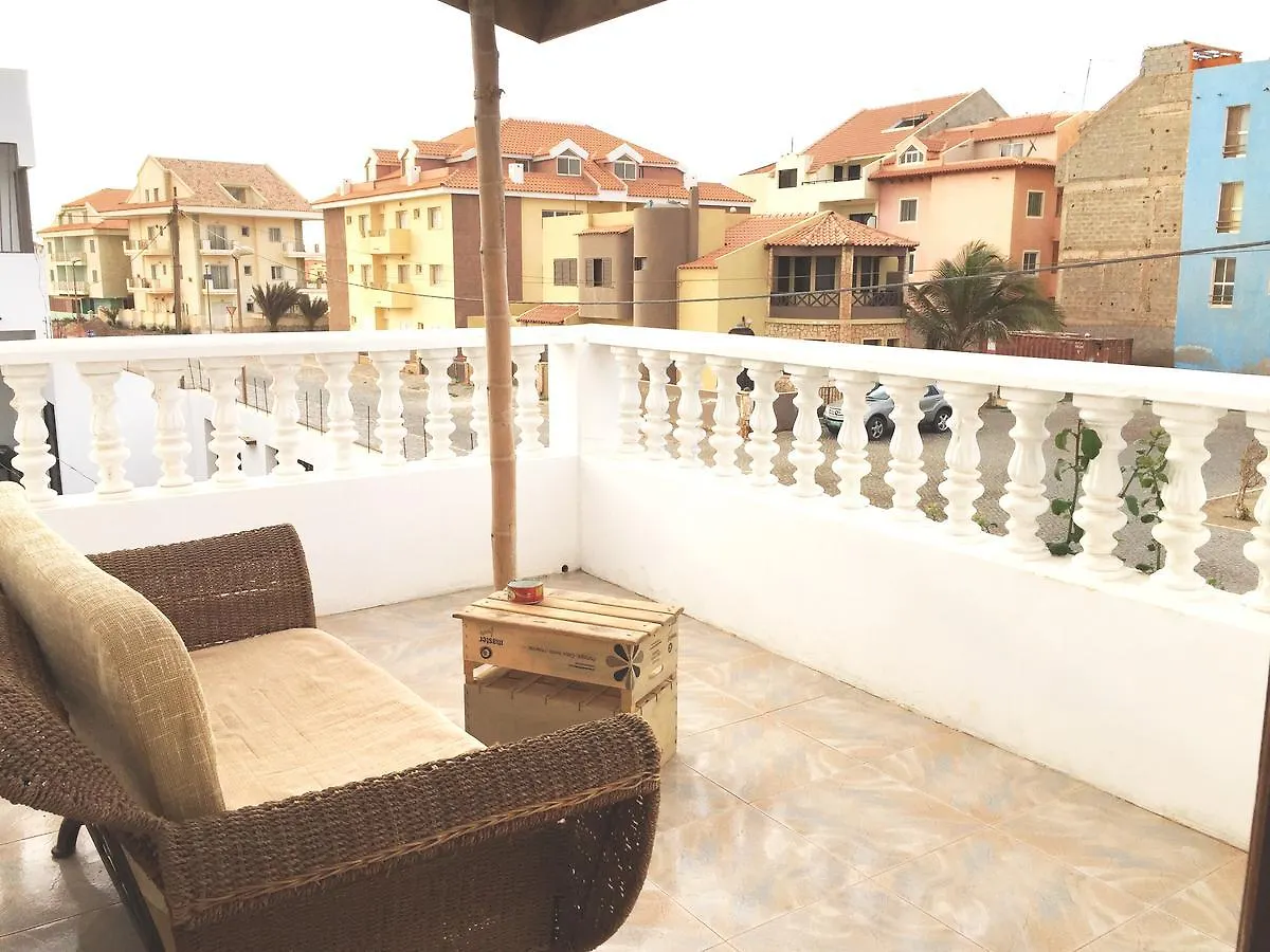 Casa Pau Guest House Santa Maria